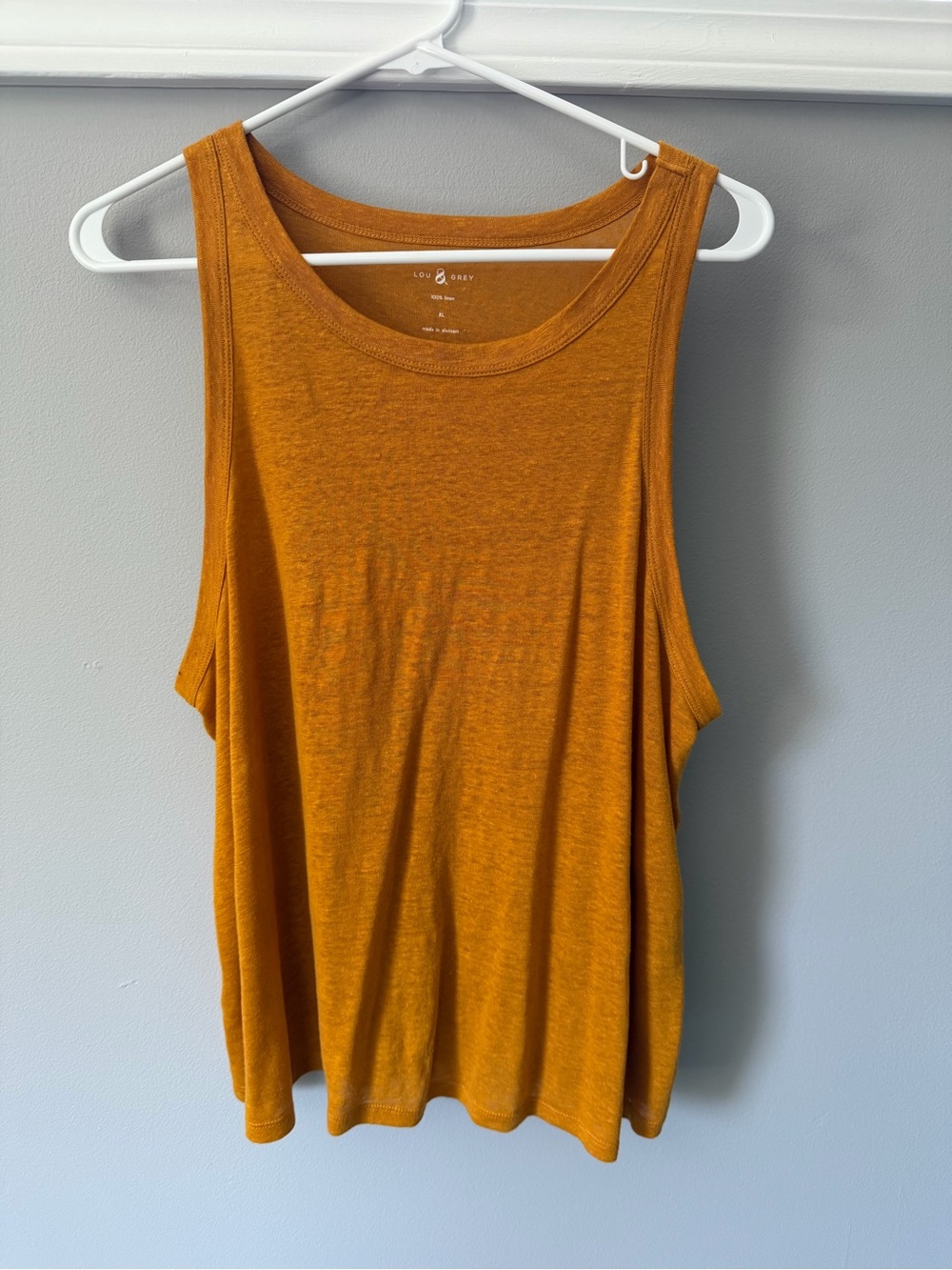 Lou & Grey Golden Mustard Scoop Neck Linen Tank